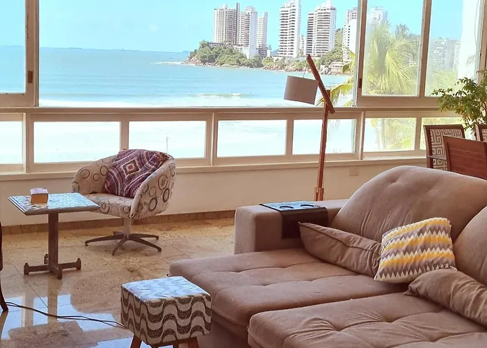 Apto Frente Mar Pé na Areia 6 Hóspedes 2 vagas Guarujá